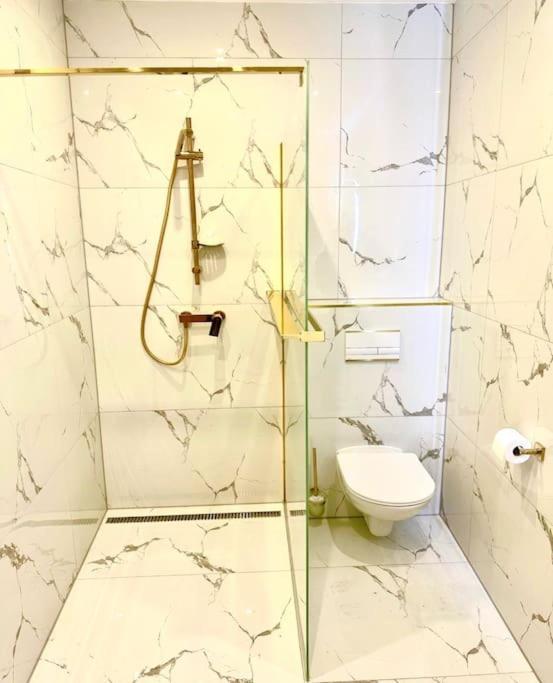 Luxury Apartment In Bratislava Extérieur photo
